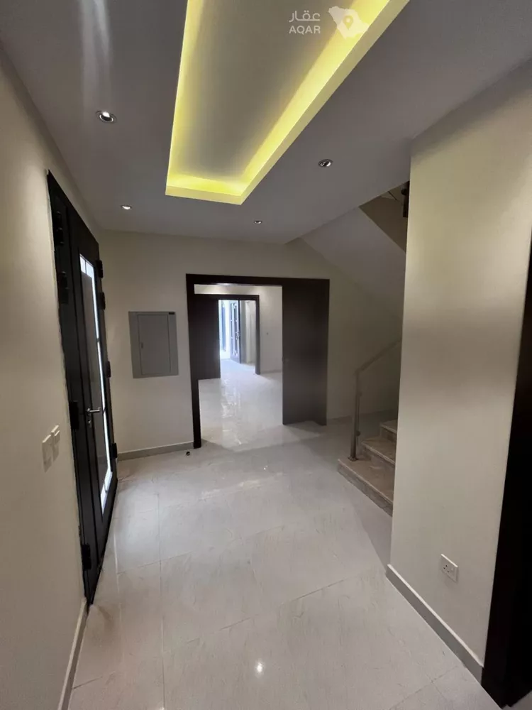 Villa for Rent in Riyadh Al Janadriyah 18