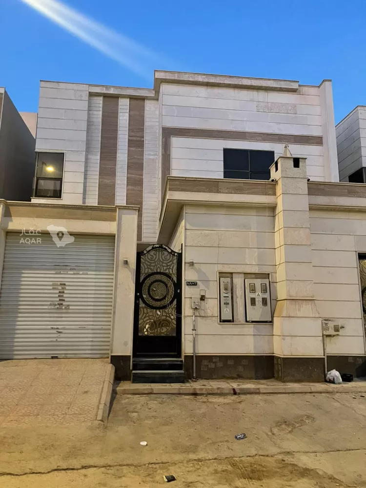 فيلا للإيجار في شارع وادي المسيلة, حي القادسية, مدينة الرياض, منطقة الرياض 8