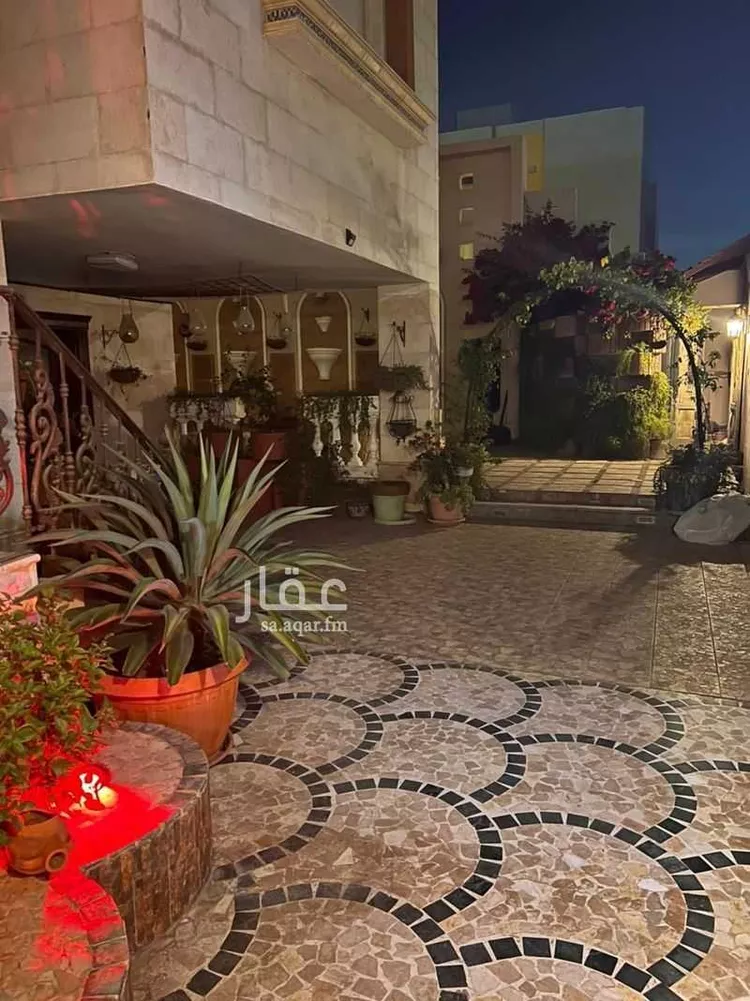 فيلا للبيع في شارع مالك بن عباره, حي الزهراء, مدينة جدة, منطقة مكة المكرمة صورة 2