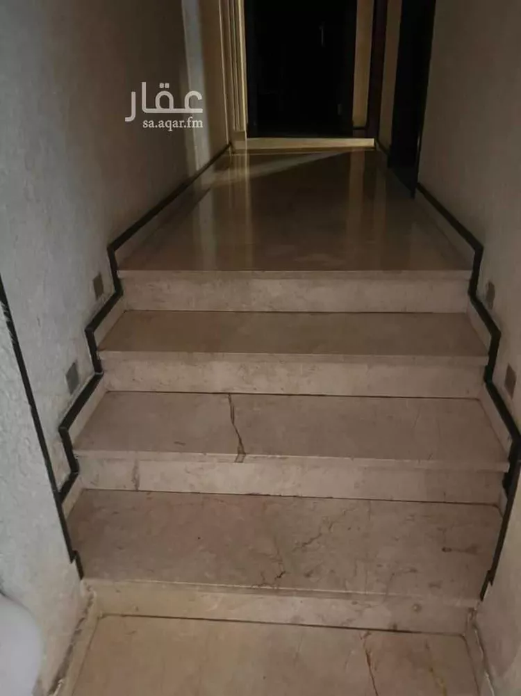فيلا للبيع في شارع مالك بن عباره, حي الزهراء, مدينة جدة, منطقة مكة المكرمة صورة 4