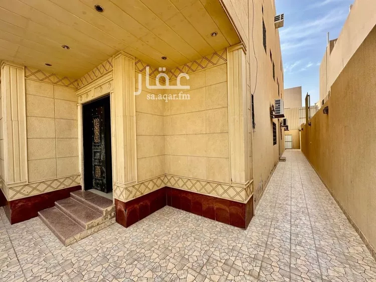 فيلا للبيع في شارع القراء, حي إشبيلية, مدينة الرياض, منطقة الرياض صورة 2