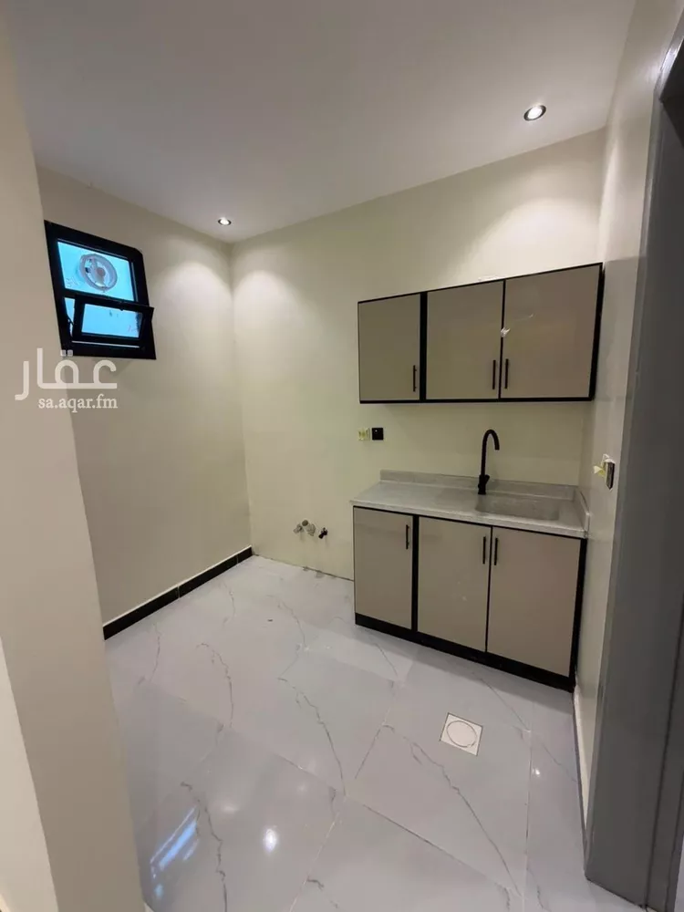 استوديو للإيجار في شارع أحمد السباعي, حي العليا, مدينة الرياض, منطقة الرياض صورة 3
