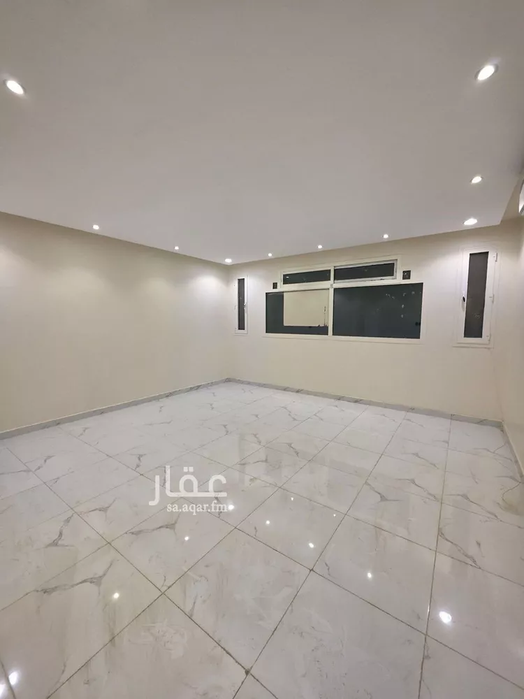 شقة للإيجار في شارع عبدالله بن قيس, حي إشبيلية, مدينة الرياض, منطقة الرياض صورة 2