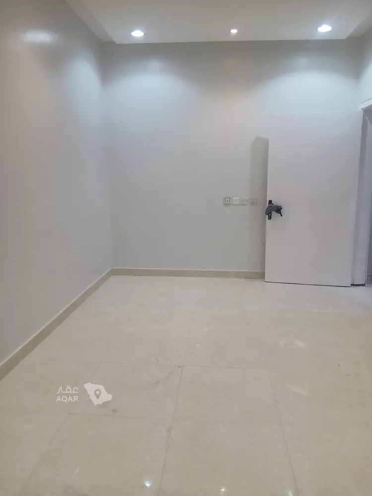 شقة للإيجار في شارع بعلبك, حي غرناطة, مدينة الرياض, منطقة الرياض صورة 4