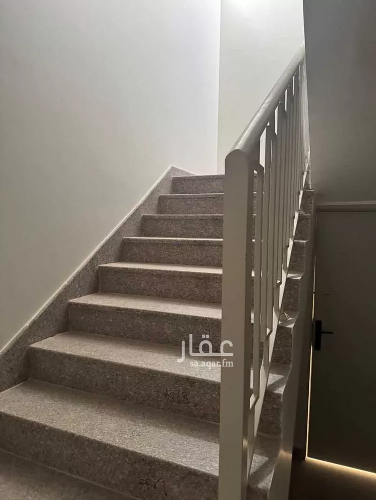 فيلا للإيجار في شارع خليل محمد خليل, حي المناخ, مدينة الرياض, منطقة الرياض صورة 5