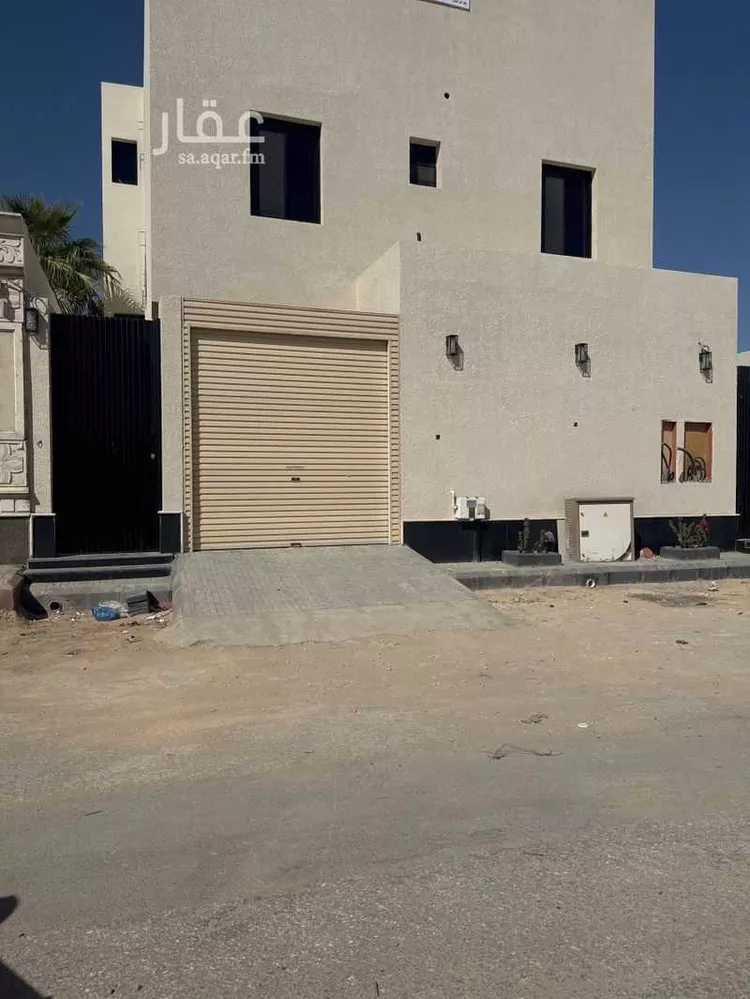 فيلا للإيجار في شارع خليل محمد خليل, حي المناخ, مدينة الرياض, منطقة الرياض 8