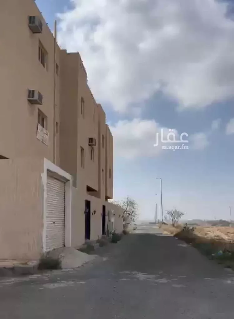 عمارة للبيع في حي الخالدية, مدينة أحد رفيدة - الواديين, منطقة عسير صورة 3