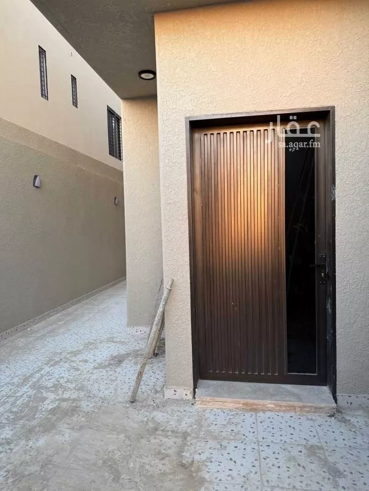 Floor for Sale in Riyadh Al Hazm 6