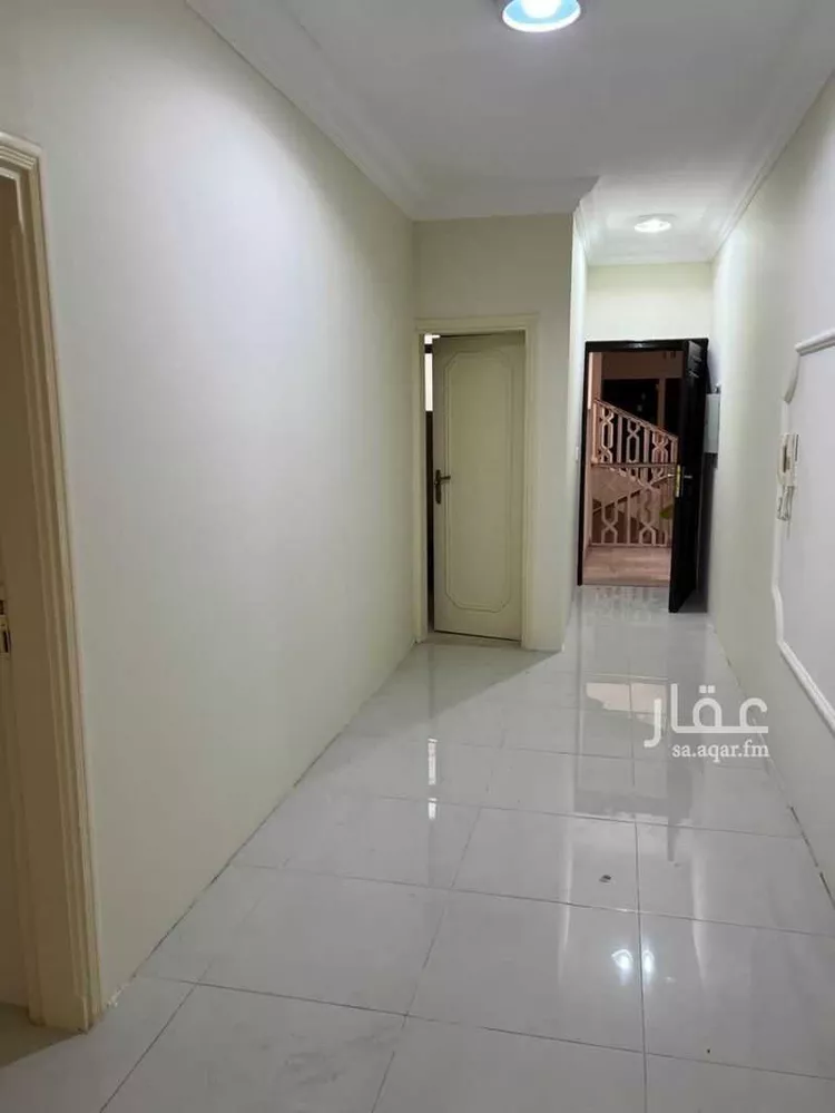 شقة للإيجار في شارع عبادة بن الصامت, حي الروضة, مدينة الرياض, منطقة الرياض صورة 2