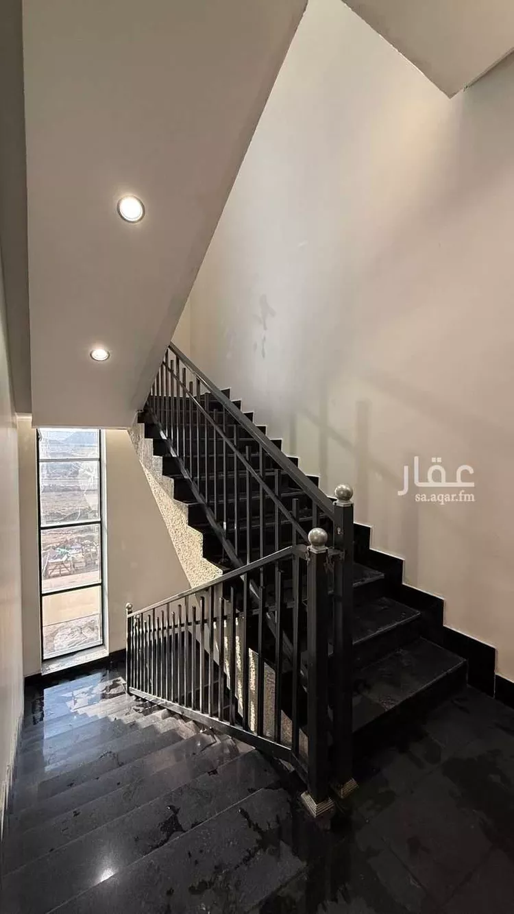 شقة للبيع في شارع زمرة, حي الروابي, مدينة أبها, منطقة عسير صورة 2