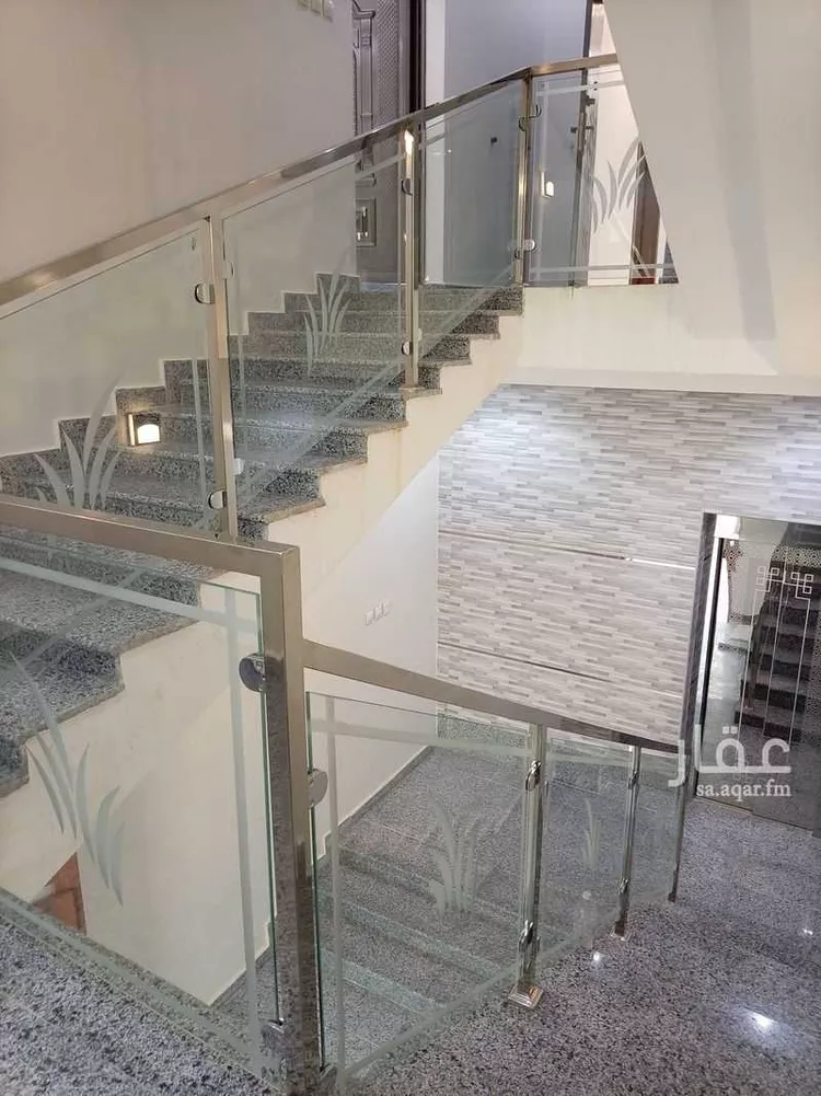 فيلا للإيجار في شارع ابي بكر البغدادي, حي اليرموك, مدينة خميس مشيط, منطقة عسير صورة 2