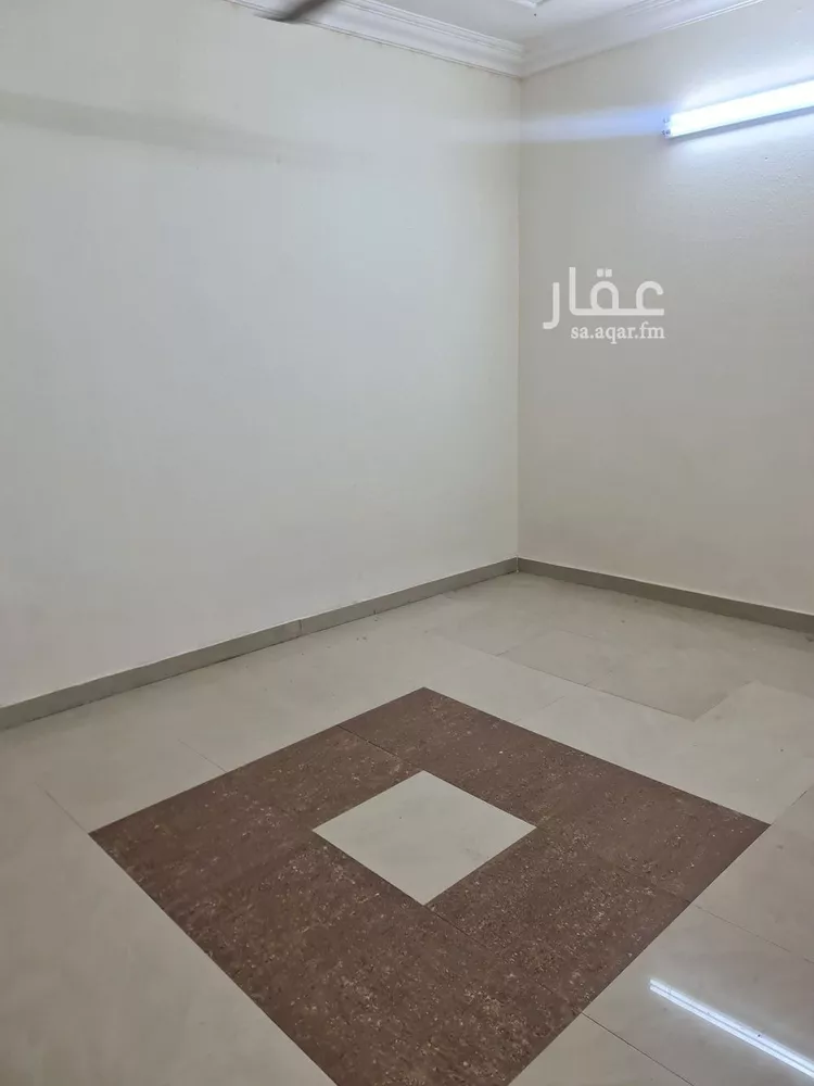 عمارة للإيجار في شارع إسماعيل بن كثير, حي أم سليم, مدينة الرياض, منطقة الرياض صورة 3