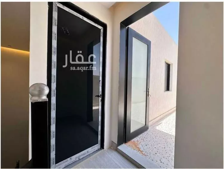 Floor for Rent in Riyadh Al Arid 8