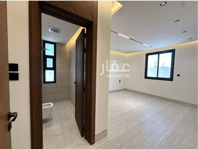 Floor for Rent in Riyadh Al Arid 9