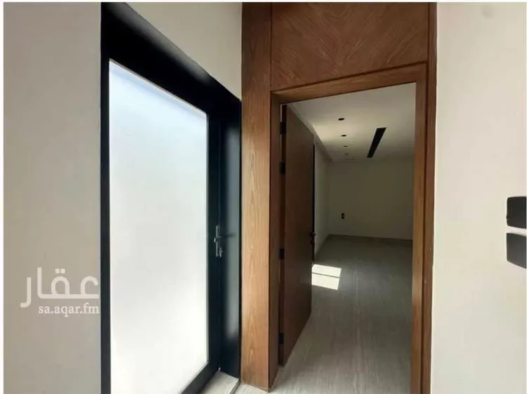Floor for Rent in Riyadh Al Arid 11