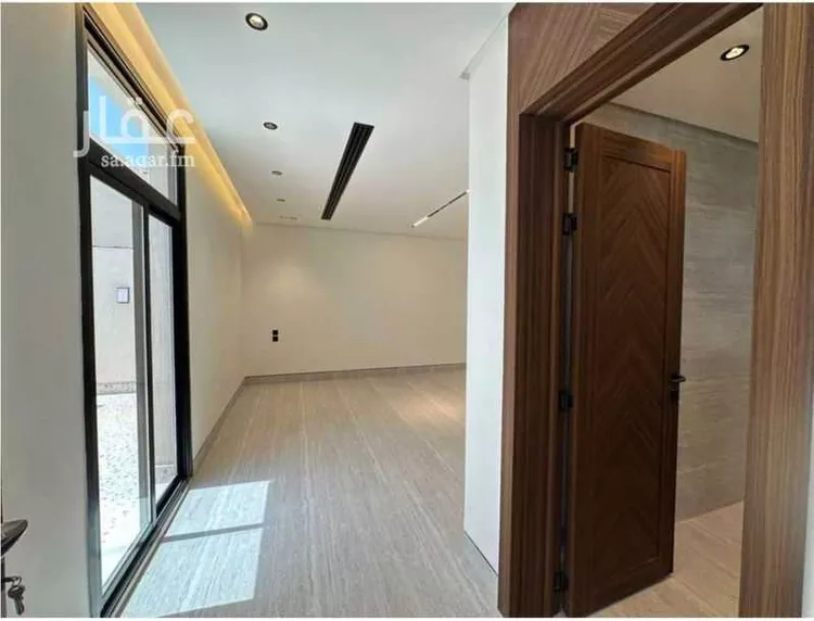 Floor for Rent in Riyadh Al Arid 16