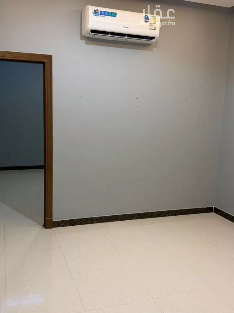 شقة للإيجار في شارع بحر العرب, حي إشبيلية, مدينة الرياض, منطقة الرياض صورة 2