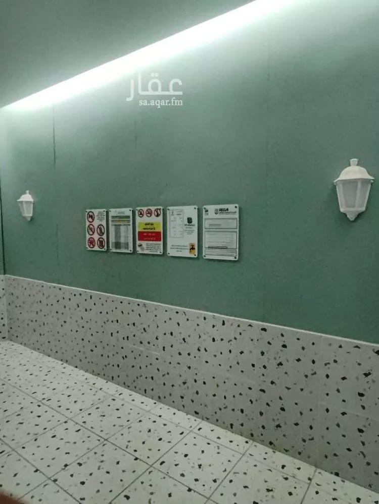 شقة للإيجار في شارع الملك عبدالعزيز ، حي العزيزية ، الدمام ، الدمام