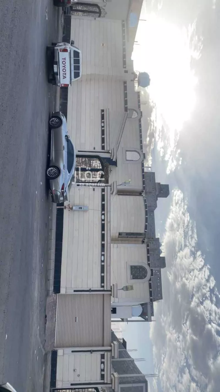 Floor for Sale in Medina Al Matar