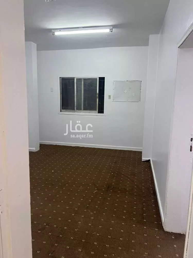 عمارة للإيجار في شارع ابها, حي الثقبة, مدينة الخبر, المنطقة الشرقية 8