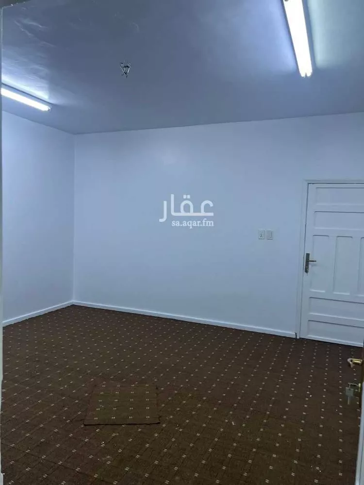 عمارة للإيجار في شارع ابها, حي الثقبة, مدينة الخبر, المنطقة الشرقية 6