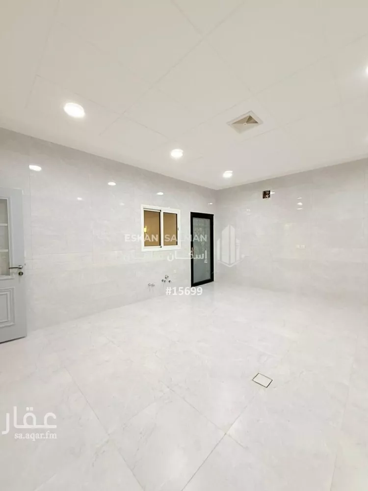 فيلا للبيع في شارع عين دار, حي الصواري, مدينة الخبر, المنطقة الشرقية صورة 4