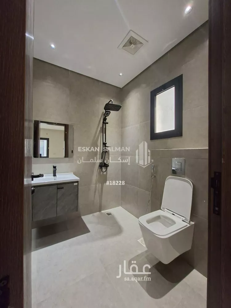 دور للبيع في شارع عمر ابن محمد البخاري, حي الرحمانية, مدينة جدة, منطقة مكة المكرمة صورة 4