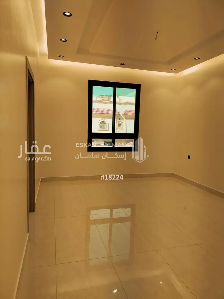 فيلا للبيع في شارع سلمى بنت عميس الخثعمية, حي الدفاع, مدينة المدينة المنورة, منطقة المدينة المنورة