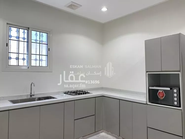 فيلا للبيع في شارع الحمر 240, حي العليا, مدينة بريده, منطقة القصيم صورة 4