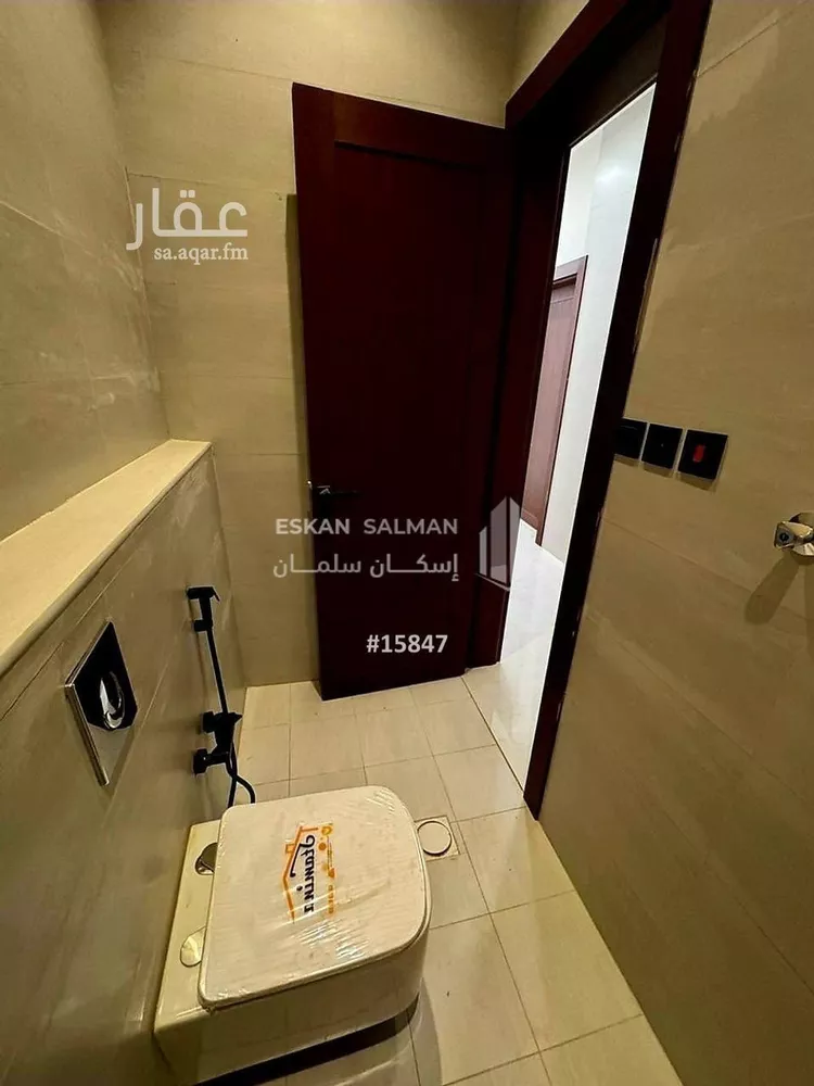 فيلا للبيع في شارع عبدالغني مشرف, حي العوالي, مدينة الرياض, منطقة الرياض صورة 4