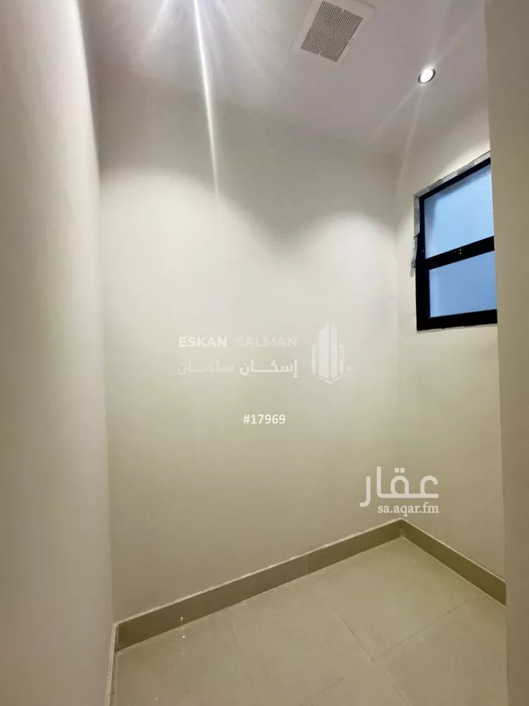 دور للبيع في شارع أحمد البسيلي, حي بدر, مدينة الرياض, منطقة الرياض صورة 2