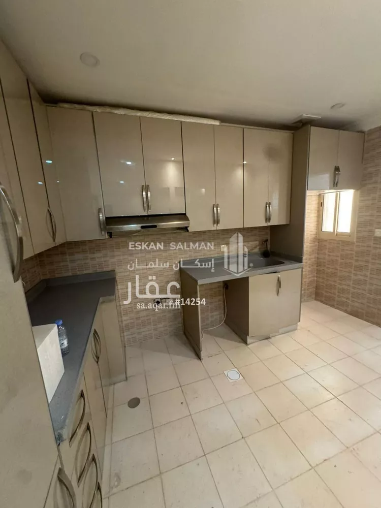 شقة للبيع في شارع سكاكا, مدينة الظهران, المنطقة الشرقية صورة 3