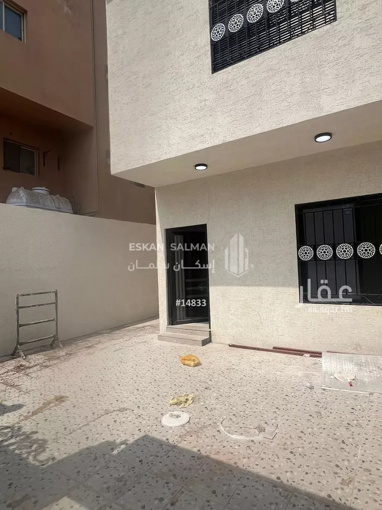 فيلا للبيع في شارع ابو الحسن بن الجوزي, حي بدر, مدينة الدمام, المنطقة الشرقية صورة 3