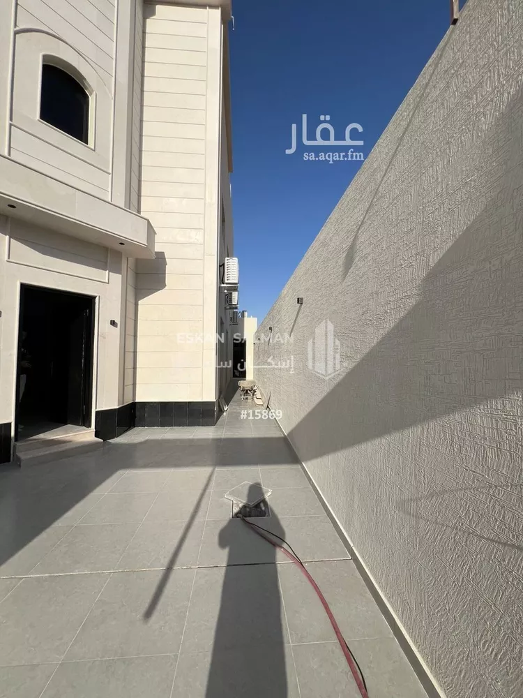 شقة للبيع في شارع عبد الرحمن بن أبي علي, حي الفاخرية, مدينة عنيزه, منطقة القصيم صورة 2