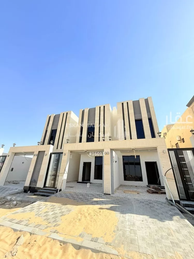 فيلا للبيع في شارع ثمامه بن ثائل, حي ضاحية الملك فهد, مدينة الدمام, المنطقة الشرقية