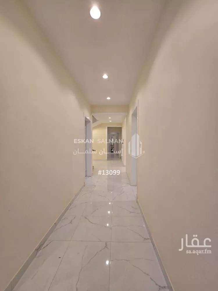 فيلا للبيع في شارع عمر الابنا, حي الظرفة, مدينة خميس مشيط, منطقة عسير صورة 4