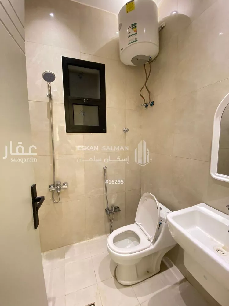 دور للبيع في شارع إبرهيم بن علي العياشي, حي بدر, مدينة الرياض, منطقة الرياض صورة 4