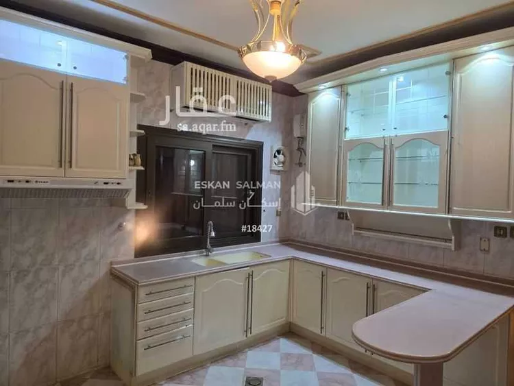 فيلا للبيع في شارع ابو العلاء المعري, حي البوادي, مدينة جدة, منطقة مكة المكرمة