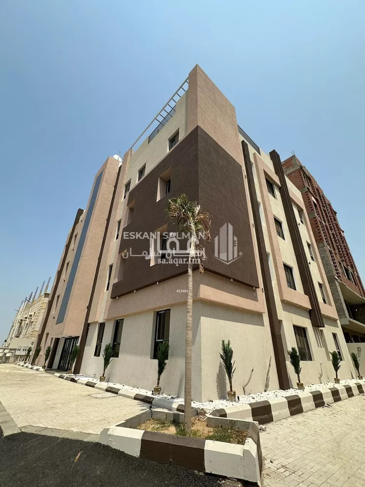 شقة للبيع في شارع الزواوي, حي السويس 1, مدينة جازان, منطقة جازان صورة 2