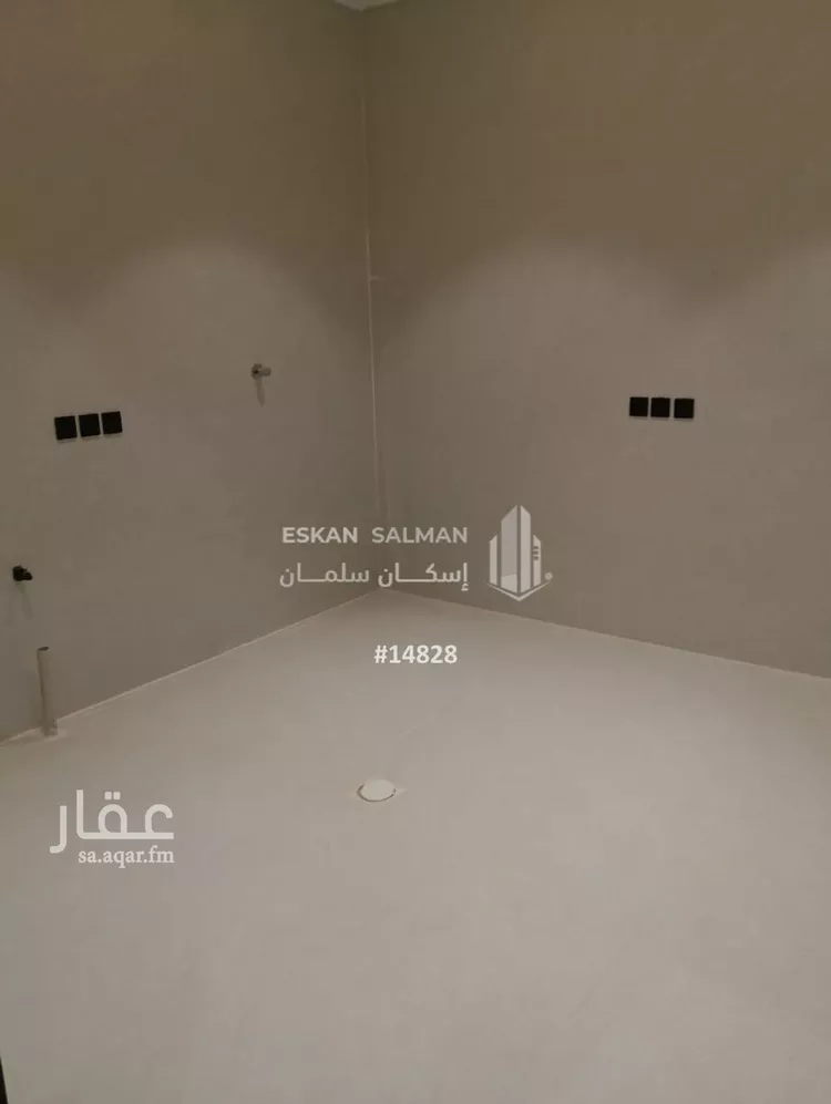 دور للبيع في شارع خريص, حي الجنادرية, مدينة الرياض, منطقة الرياض صورة 3