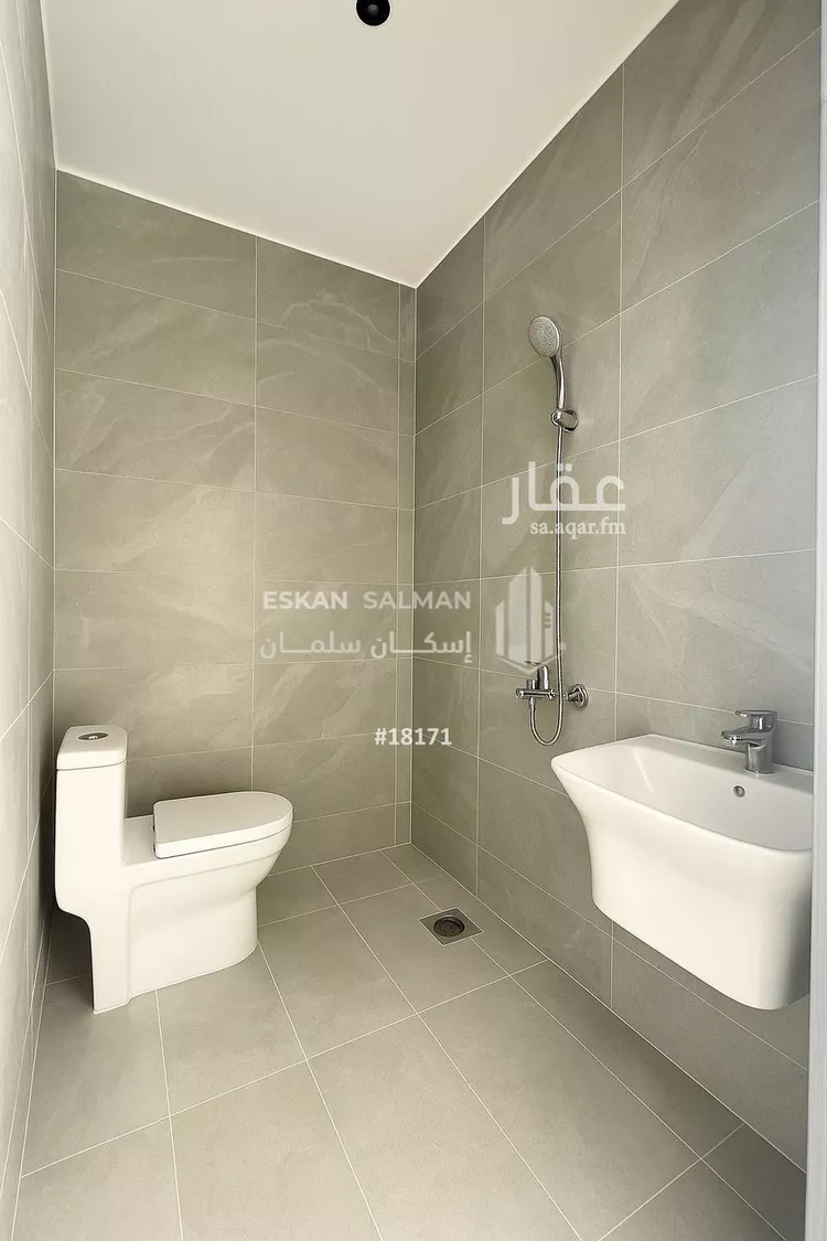 فيلا للبيع في شارع اسماعيل بن ابي المهاجر, حي ضاحية الملك فهد, مدينة الدمام, المنطقة الشرقية صورة 3