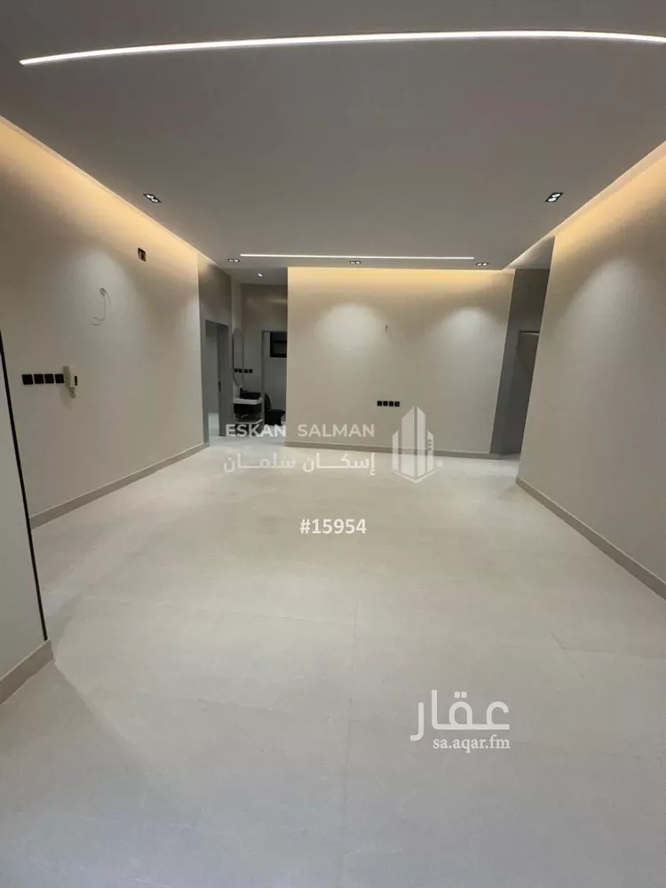دور للبيع في شارع رقم 5, حي الندوة, مدينة الرياض, منطقة الرياض صورة 3