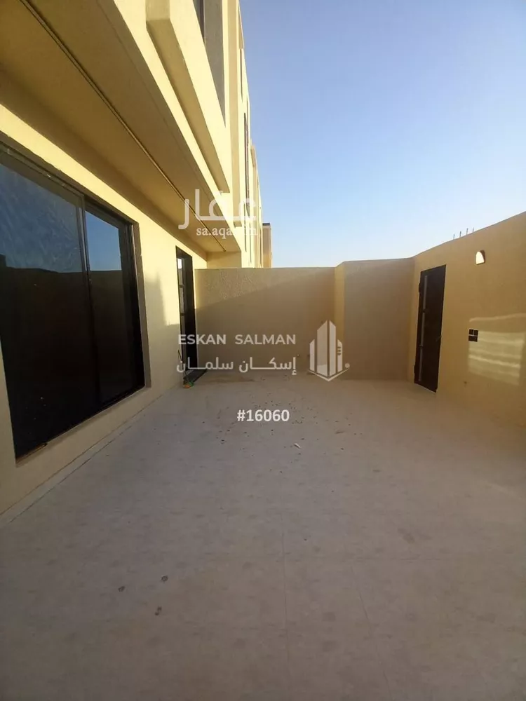 دور للبيع في شارع سيف الدولة الحمداني, حي غرناطة, مدينة المزاحميه, منطقة الرياض صورة 2