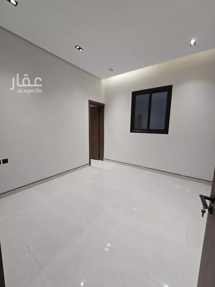 فيلا للبيع في شارع علي بن الأثير, حي الرمال, مدينة الرياض, منطقة الرياض