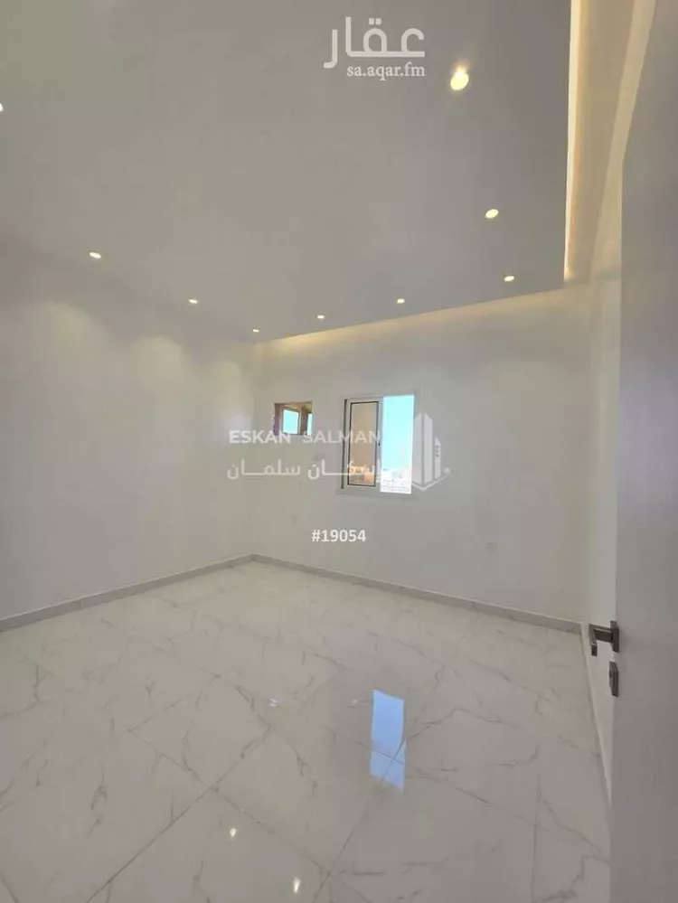 شقة للبيع في شارع ابو الدر الرومي, حي السويس 1, مدينة جازان, منطقة جازان صورة 4