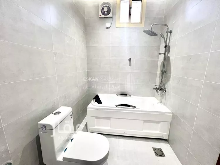 شقة للبيع في شارع جابر ابن حيان, حي الأمير عبدالله, مدينة بيشه, منطقة عسير صورة 3