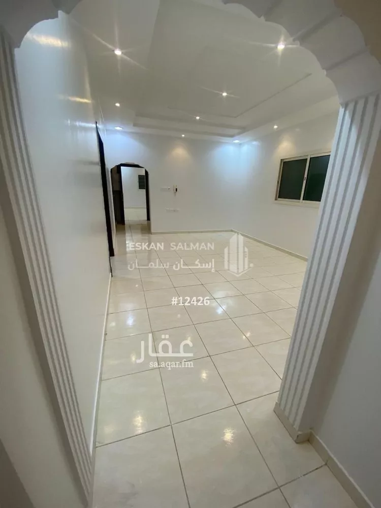 دور للبيع في شارع فهد بن معمر, حي طويق, مدينة الرياض, منطقة الرياض صورة 3