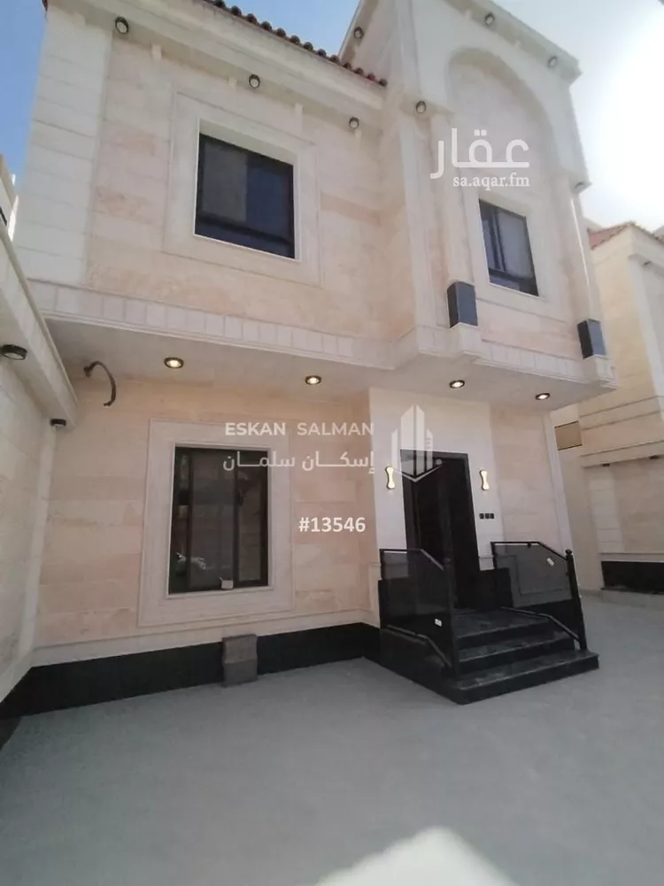 فيلا للبيع في شارع عبدالله ابن عقبة, حي الدفاع, مدينة المدينه المنوره, منطقة المدينة المنورة صورة 3