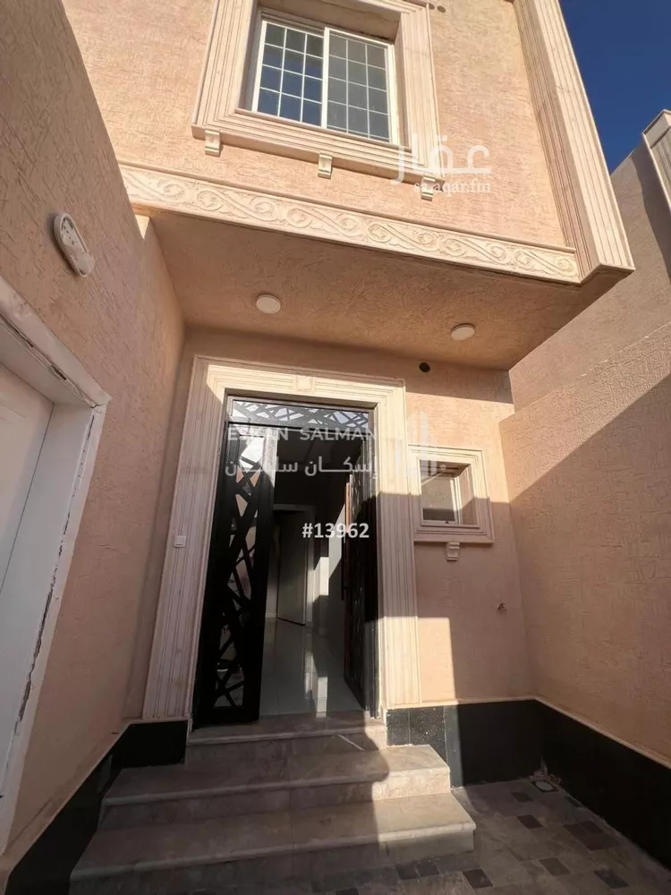 فيلا للبيع في شارع عمرو ابن الحكم القضاعي, حي طيبة, مدينة المدينه المنوره, منطقة المدينة المنورة صورة 2
