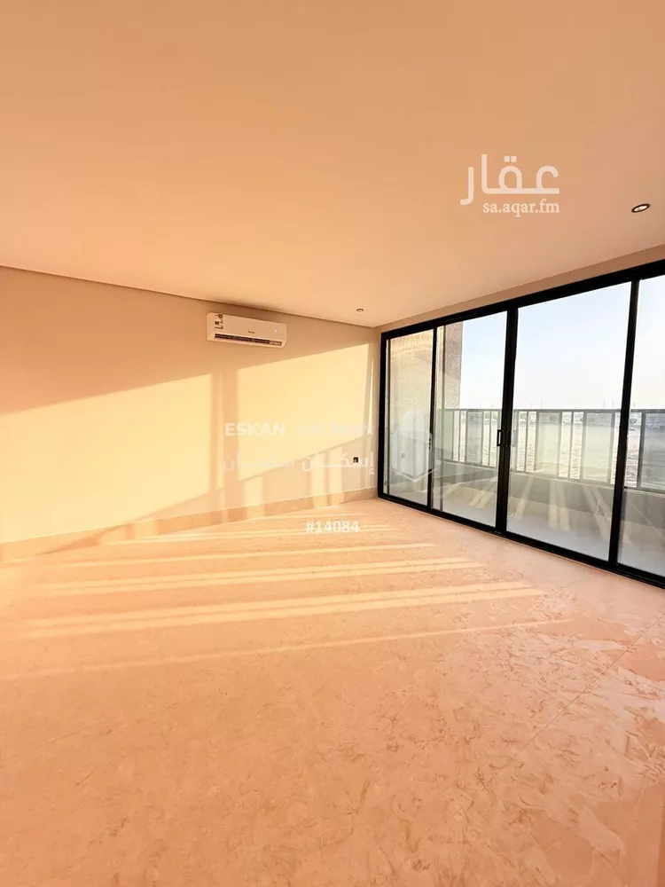 شقة للبيع في شارع الحمراء, حي الحمراء, مدينة الخبر, المنطقة الشرقية صورة 2